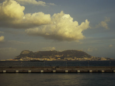 Gibraltar, dieses kleine Stückchen England voller Affen. Ich kam zurück!